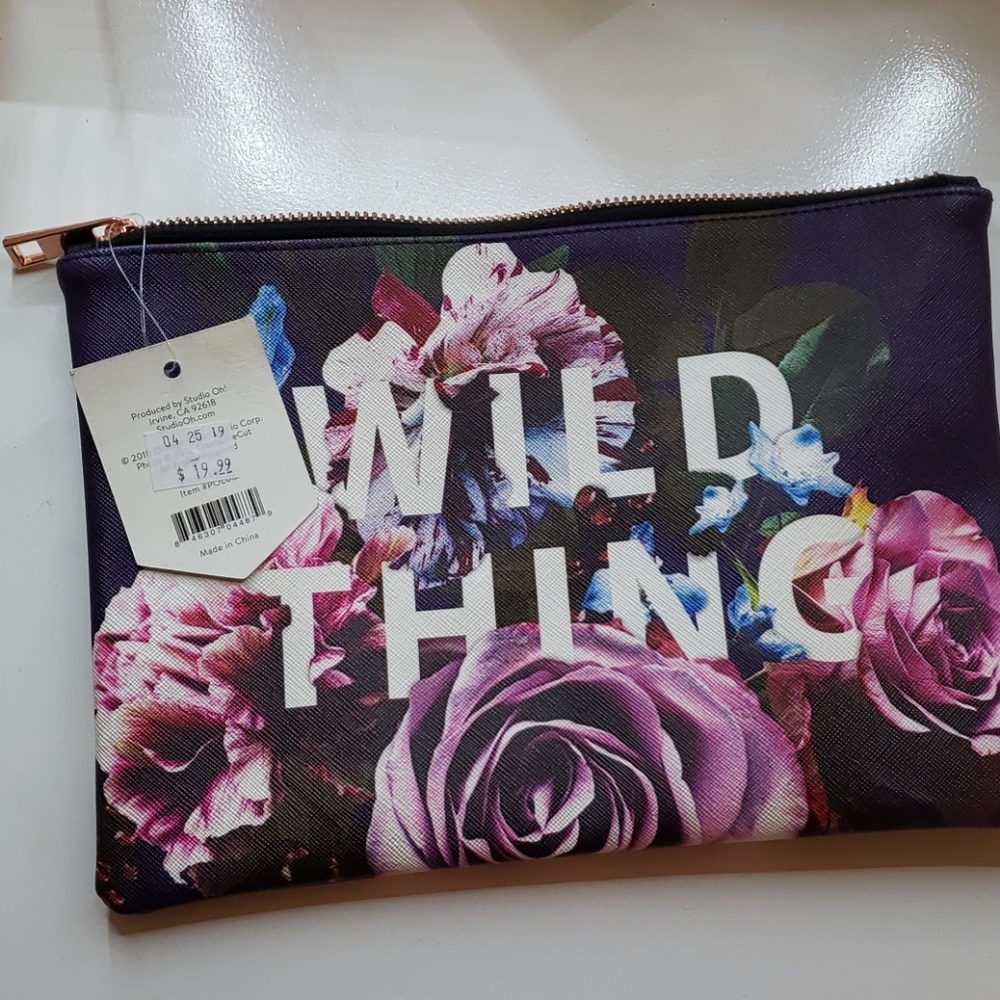 Studio Oh! NWT wild thing zippered pouch floral